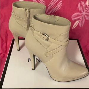 Nine West heel pointy booties